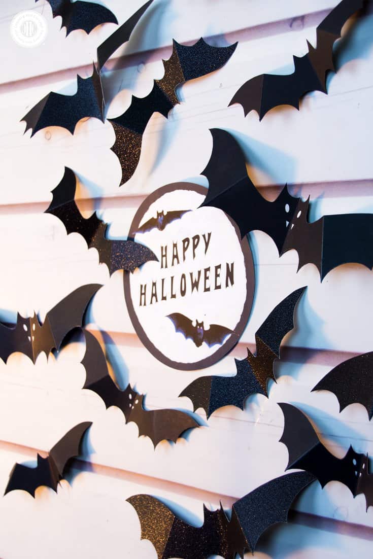 Swarm of Paper Bats DIY Halloween Wall Decoration #halloween #diy #papercrafts| countryhillcottage.com