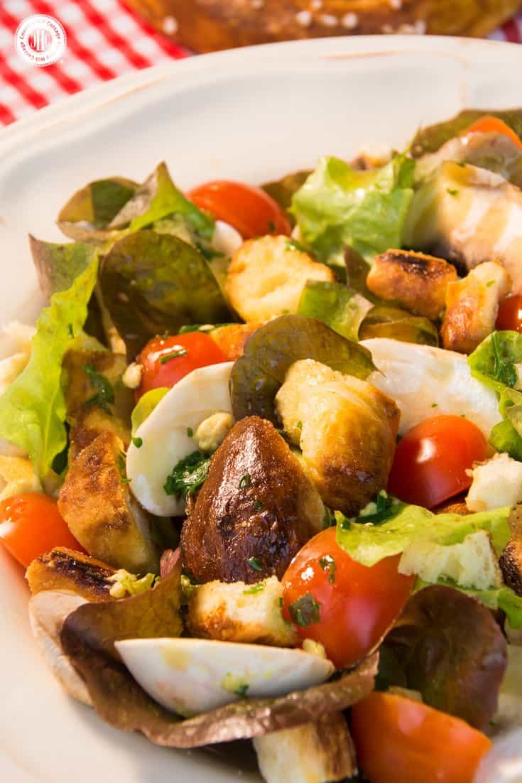 Pretzel Panzanella: This tasty bread salad is packed with crunchy bits of soft pretzels, mushrooms, juicy tomatoes, basil flavour and a generous amount honey mustard. | countryhillcottage.com Pretzel Panzanella: This tasty bread salad is packed with crunchy bits of soft pretzels, mushrooms, juicy tomatoes, basil flavour and a generous amount honey mustard. | countryhillcottage.com