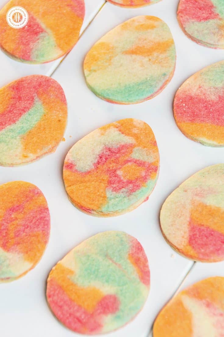 Let’s bake stained-glass window cookies! These cookies look very festive and are made with scrumptious vanilla sugar cookie dough and fruity hard candies! #Christmas #cookies #Christmascookies #recipe | countryhillcottage.com