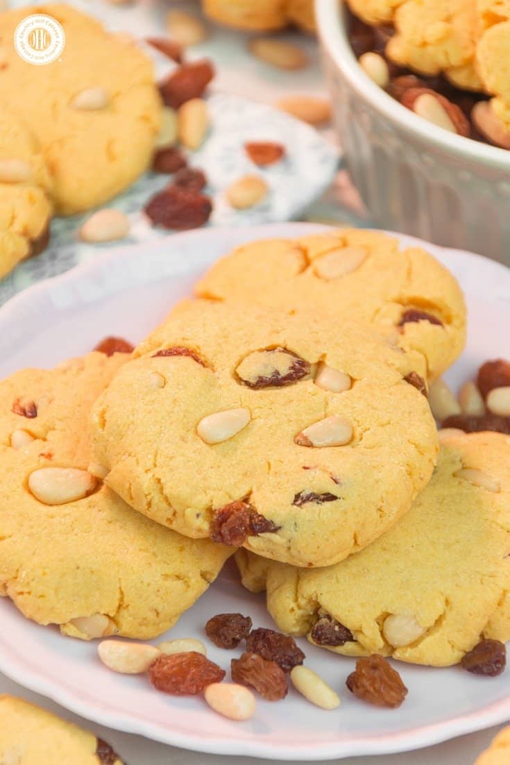 Raisin Pine Nut Biscuits Recipe