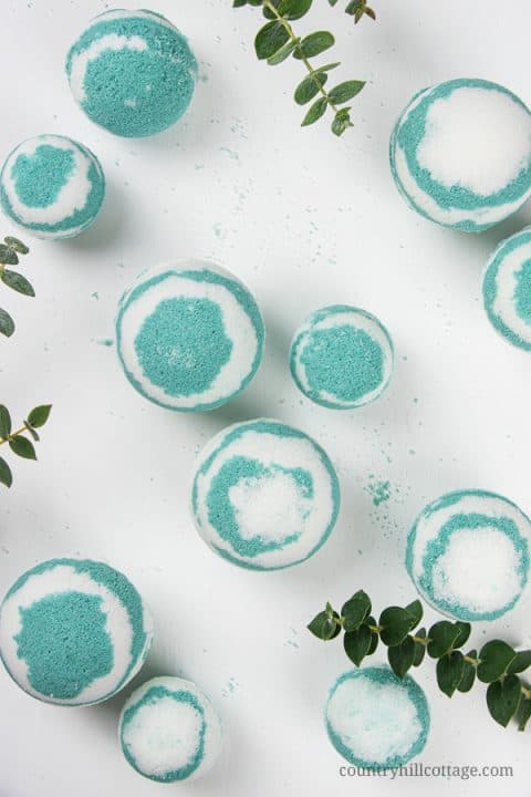 Easy Homemade Eucalyptus Bath Bombs Recipe