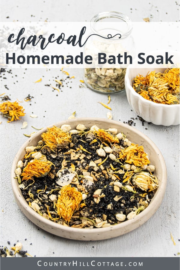 How to make calming DIY orange activated charcoal bath salts for sore muscles and achy joints. This relaxing homemade bath soak is great after a day of activity or an intense workout. Made with nat-ural organic ingredients like black salt, magnesium flakes and essential oil scented. A relaxing acti-vated charcoal bath is great for stress, sleep, and sinus. Includes printable labels for holiday gifts, wedding favors, Christmas or Mothers Day. #bathsalts #bathsoak #skincare | countryhill-cottage.com
