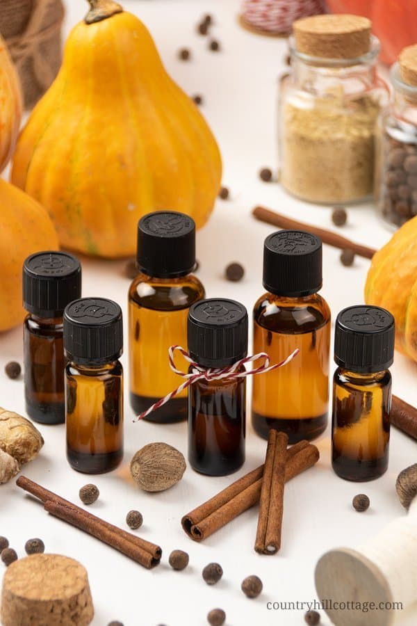 Fall Diffuser Blend Recipe  Fall essential oil blends, Fragrance oil  blends, Essential oil candles