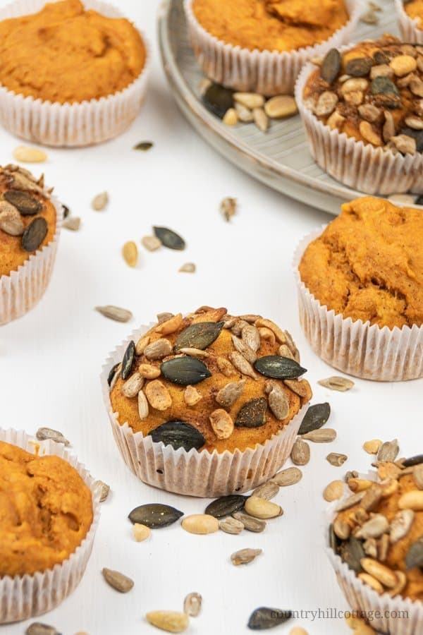 Healthy pumpkin muffins are moist & delicious! This easy pumpkin muffins recipe is vegan, gluten free, refined sugar-free, eggless and so simple to make from scratch. Homemade pumpkin spice muffins are a nutritious breakfast idea and a healthy snack. With options for applesauce, chocolate chips, cream cheese frosting, streusel topping, oily free & sugar free. Great for kids & clean eating. #muffins #pumpkin #pumpkinmuffins #vegan #glutenfree #pumpkinspice #cleaneating | coun-tryhillcottage.com