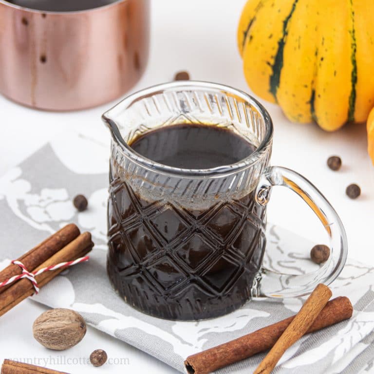 Made with real pumpkin and spices, this homemade vegan pumpkin spice syrup recipe is the per-fect condiment to perk up your favourite healthy fall dessert and breakfast recipes - from pancakes and waffles to coffee & pumpkin spice latte or cocktails. This gluten free dairy free pumpkin syrup is ready in 10 minutes. Better than Dunkin Donuts or Starbucks! Sugar free Keto & Paleo option! #pumpkinspice #syrup #latte #pumpkinspicelatte #coffee #breakfast #vegan #paleo #keto | countryhillcottage.com