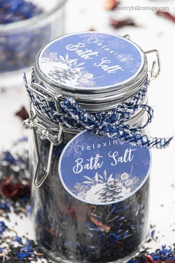 Bath salts and herbal bath soaks are unique DIY Christmas gift ideas and will put a smile on everyone who receives this skincare treasure. Since the salt is black, I think this would also be an excellent bath salt for men. To gift wrap, fill the detox bath soak into a pretty glass jar and use free printable bath salt labels to decorate your homemade gift. #bathsalts #bathsoak #gift #Christmas #holidaygift #DIYgift #printable #printablelabel | countryhillcottage.com