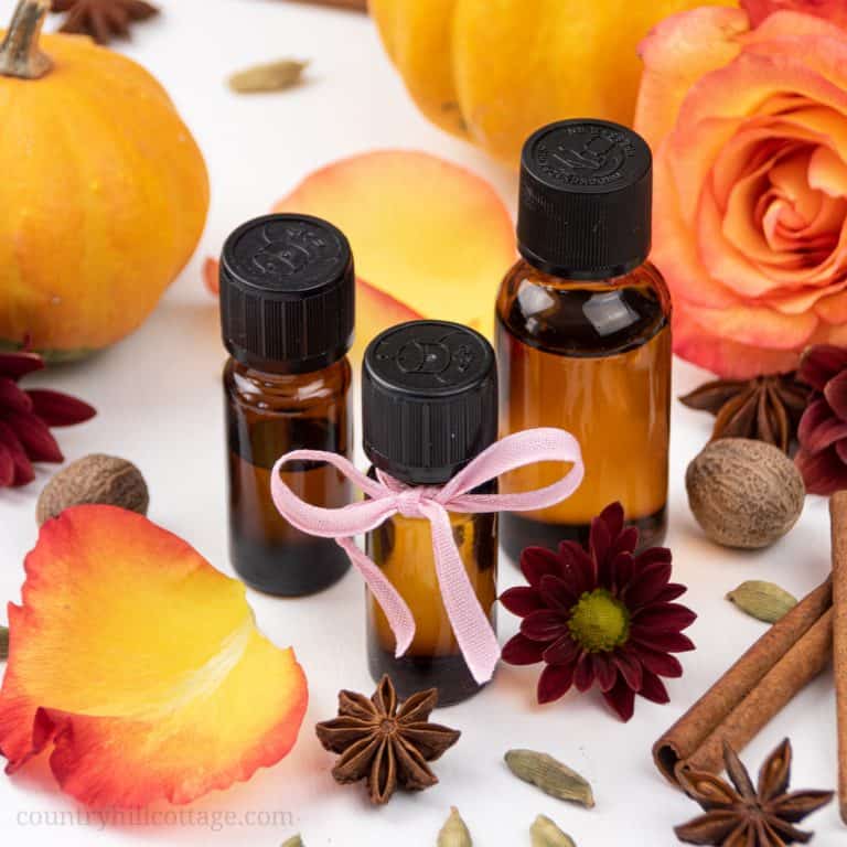 Learn how to make romantic 6 floral autumn diffuser blends! The DIY essential oil recipes make your house smell like fall the natural way. Some blends are uplifting & anti-stress, great to wake up in the morning, to energize and focus, others calming, perfect for relaxation in the evening, and for sleep at bedtime. The EOs include: lavender, vanilla, neroli, sandalwood, ylang ylang & cinnamon. #diffuserblends #essentialoils #fall #autumn #aromatherapy #diy #relaxing | countryhillcottage.com
