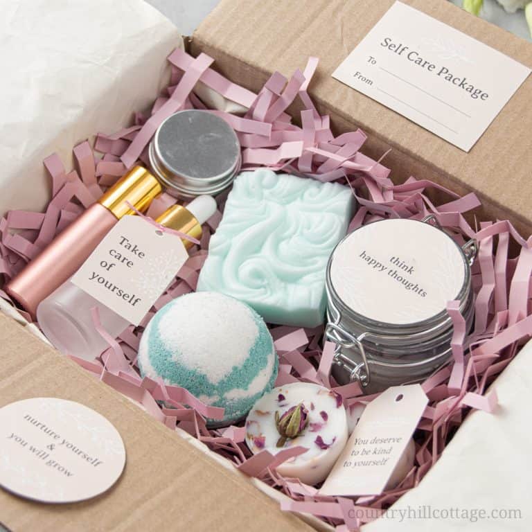 See how to make an easy cute DIY self care package ideas for your best friend or family member. Homemade care packages are perfect for birthday, Valentines day, college, women, new mom, teacher, teens, wellness, to say thank you or cheer up a long distance friend. Included are tips for beauty products, packaging, decorating and mailing, and free printable greeting cards and tags to decorate the gift basket. #selfcare #carepackage #gift #giftbasket #wellness #printables | countryhillcottage.com