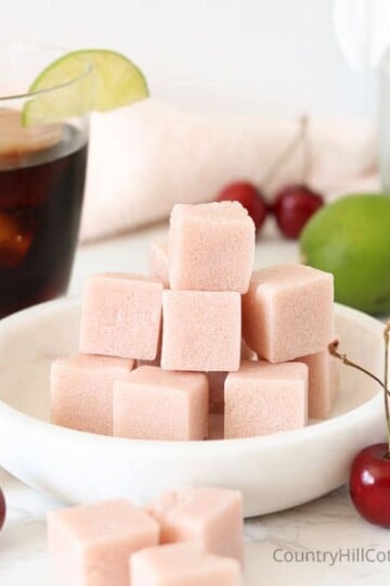 DIY summer sugar scrub cubes
