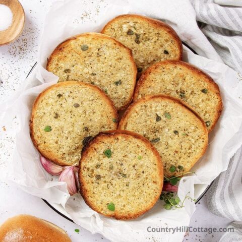 hamburger bun garlic bread