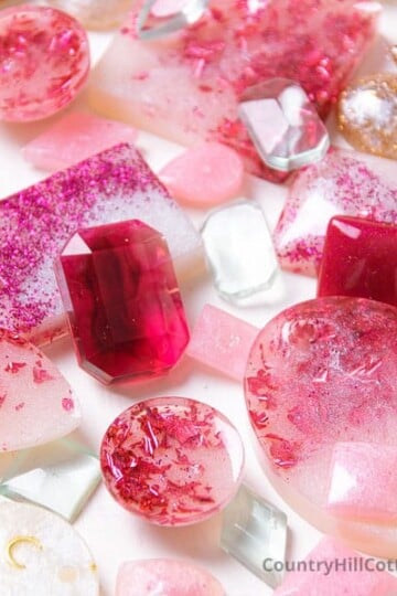resin jewelry