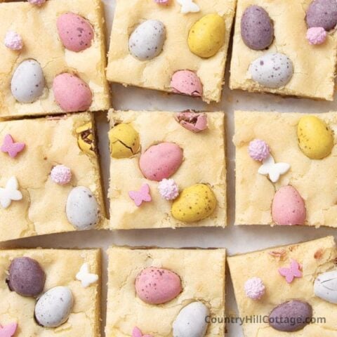 Cadbury mini egg cookie bars