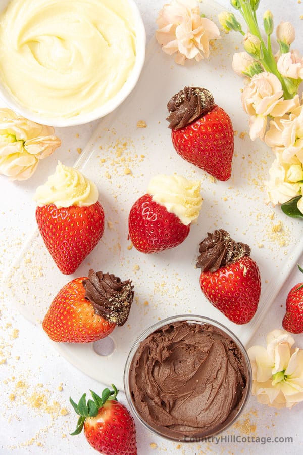 strawberries filled with cheesecake