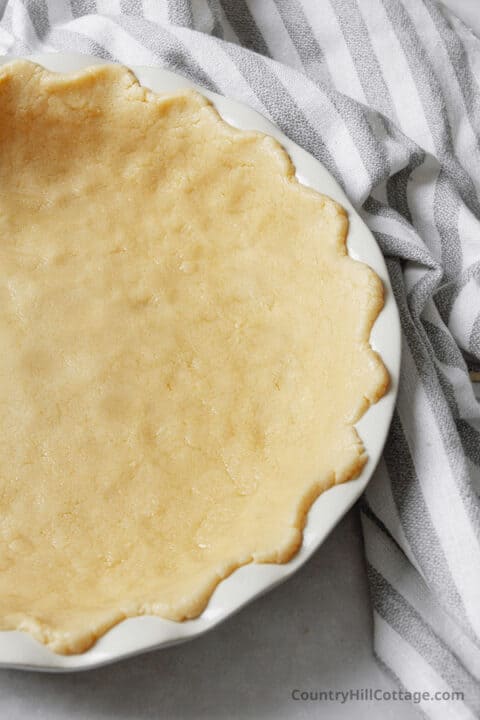 Bisquick Pie Crust {No-Roll Recipe}