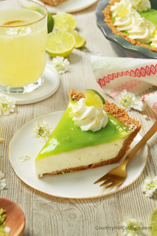 slice of key lime cream cheese pie