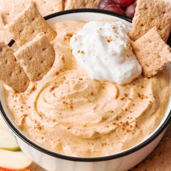 Philadelphia Cream Cheese Pumpkin Dip {5 Min Recipe}