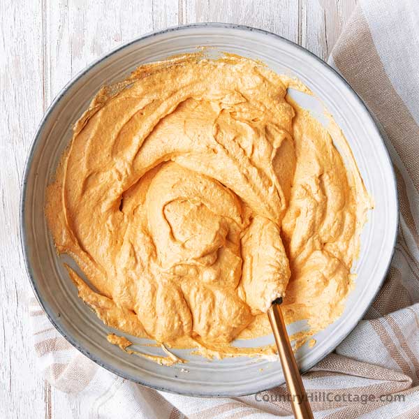step 4 serve pumpkin dip.