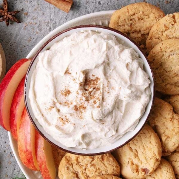 Gingersnap Dip {Easy 10 Min Recipe}
