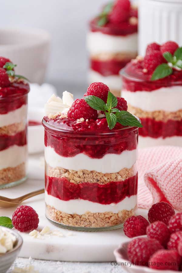4 jars of easy raspberry dessert.