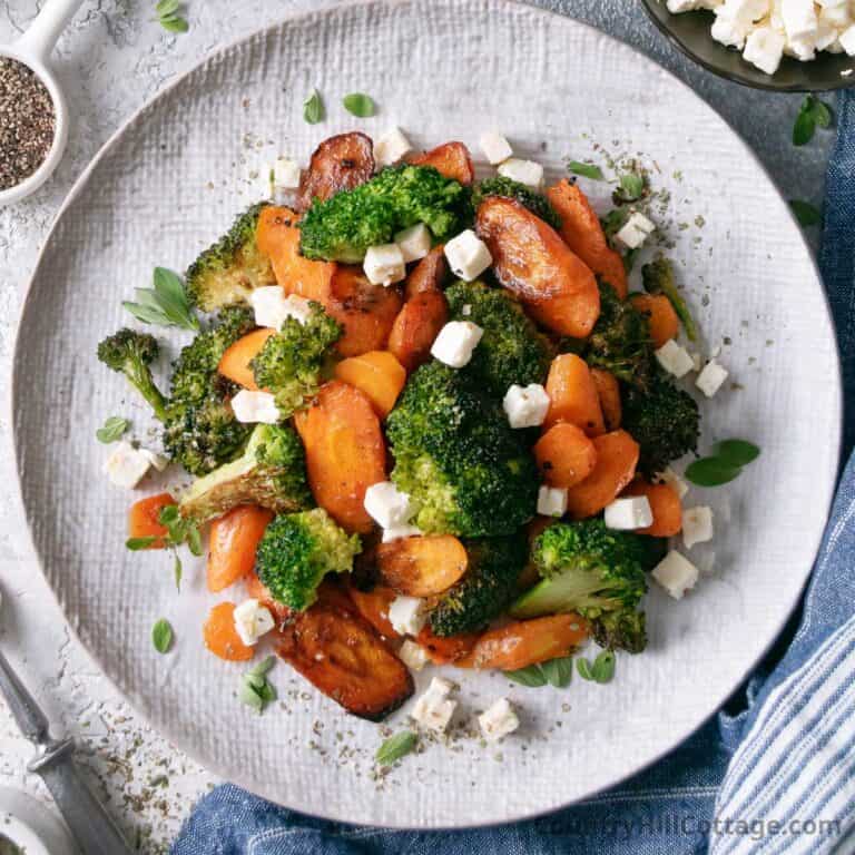 how to roast carrots and broccoli.