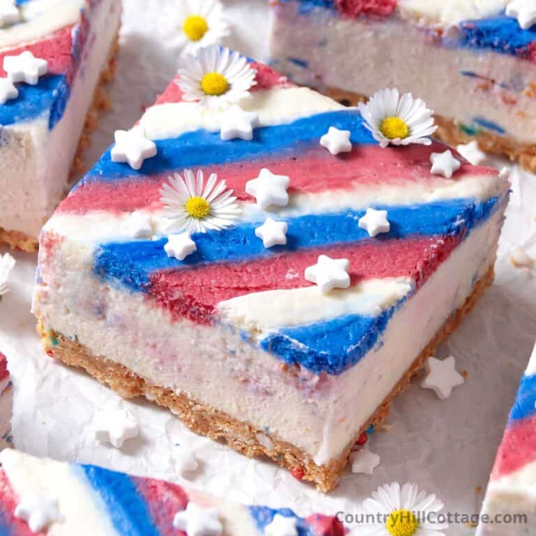 4th of July cheesecake bars.