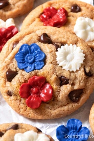 patriotic chocolate chip cookies.